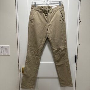 100002	Womens	Chino	American Eagle	Skinny	Tan	12	L	Like New